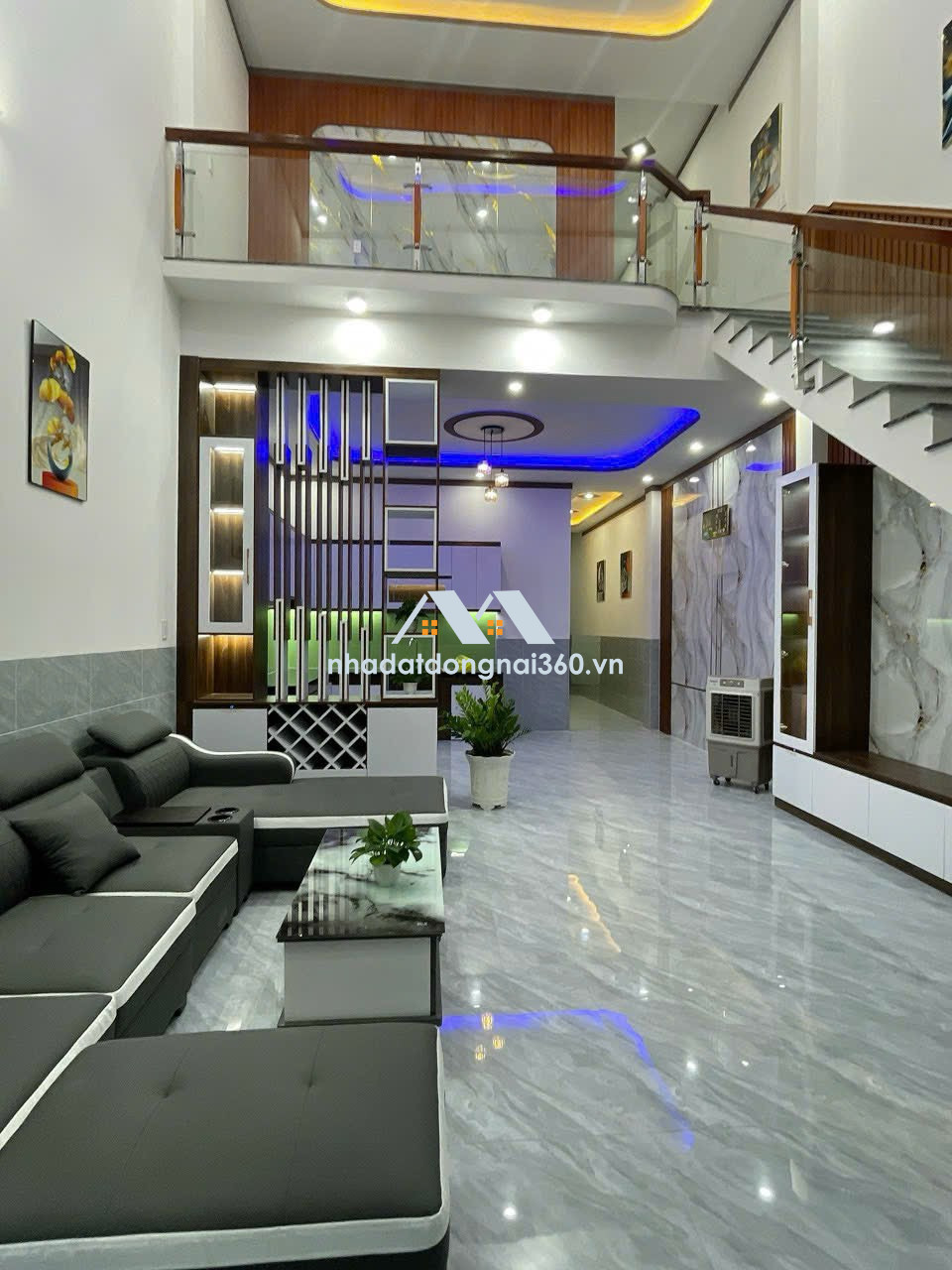 Bán nhà lầu 120m2 gần Ngã 4 Chợ Quang Thắng Trảng Dài TP Biên Hòa có 2 tỷ 580tr