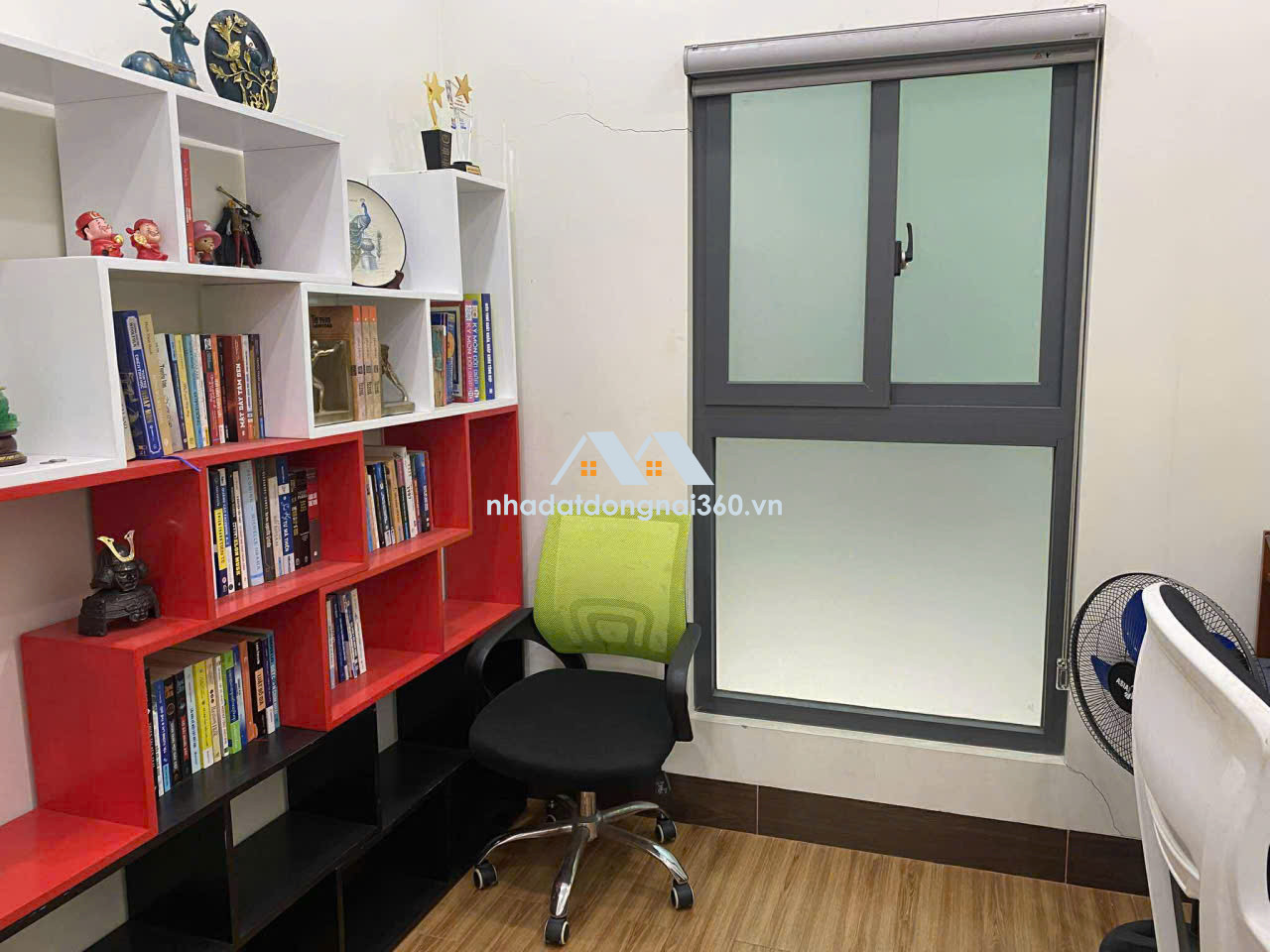 Bán nhà 3 tầng 268m2 Khu dân cư Mai Linh Long Bình TP Biên Hòa có 5,5 tỷ