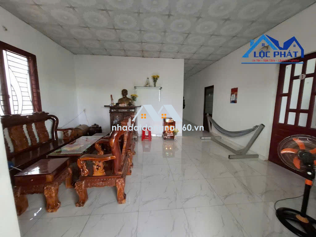 Bán đất mặt tiền đường QL51-Long Thành 3000m2 giá 15 triệu/m2