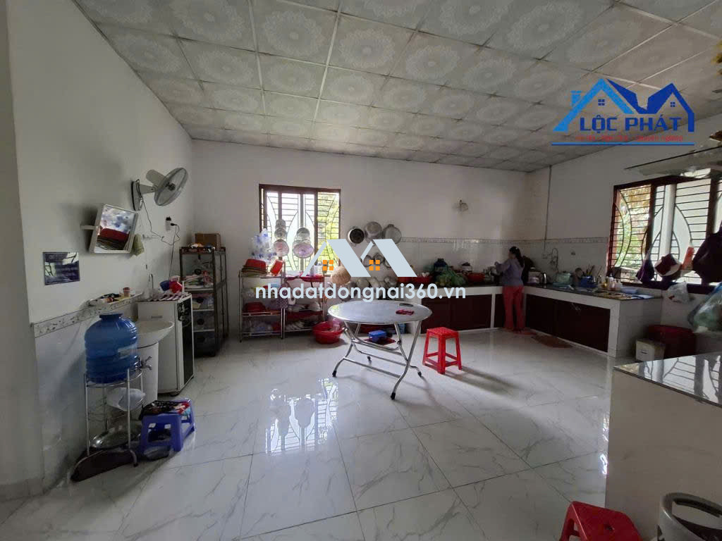 Bán đất mặt tiền đường QL51-Long Thành 3000m2 giá 15 triệu/m2