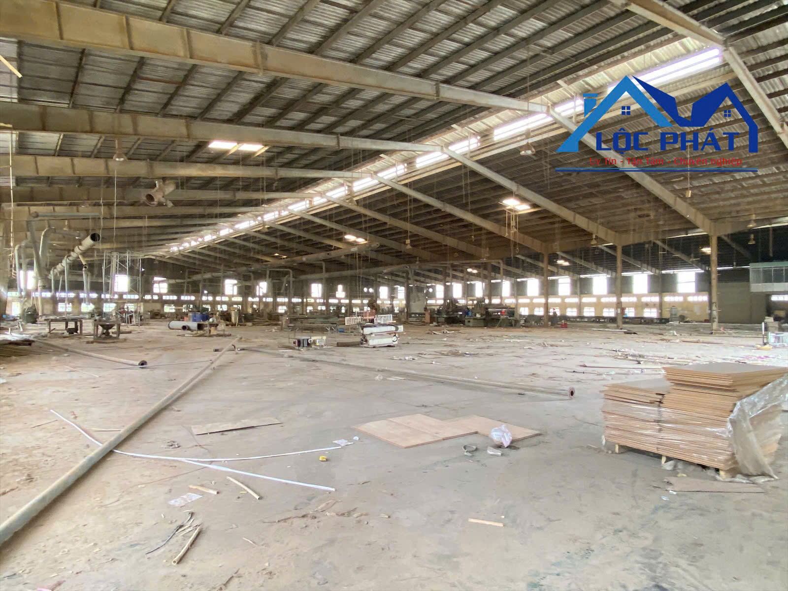 Cho thuê nhà xưởng 22.000m2 giá chỉ 1,1 tỷ/th. KCN Vĩnh Cửu-Đồng Nai