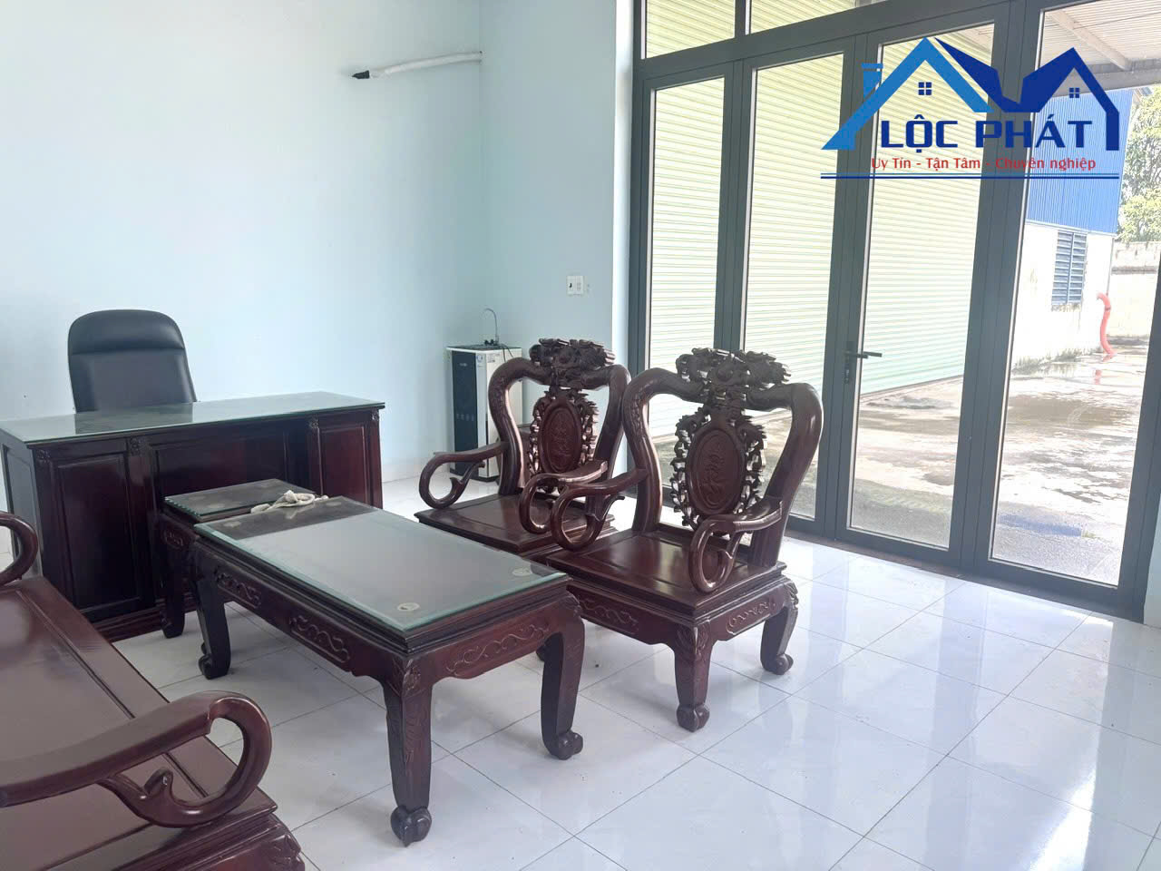 Cho thuê kho xưởng 2200m2 giá chỉ 75 triệu. Vĩnh Cửu-Đồng Nai