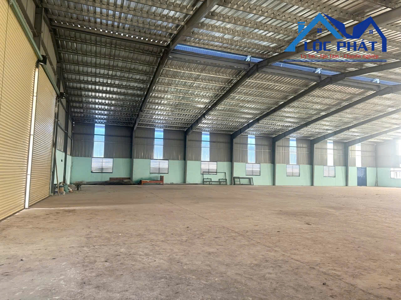 Cho thuê nhà xưởng 2.240m2 giá rẻ chỉ 75 triệu. Vĩnh Cửu-Đồng Nai