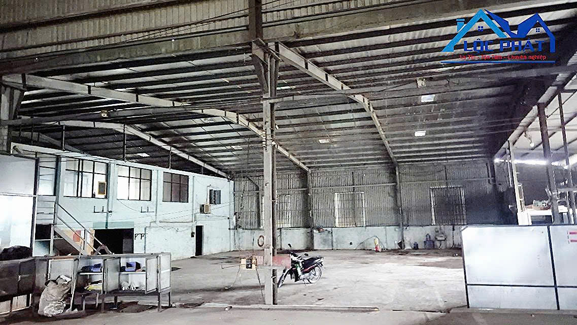 Cho thuê nhà xưởng 2000m2 giá rẻ chỉ 35 triệu. Gần KCN Hố Nai 3-Đồng Nai