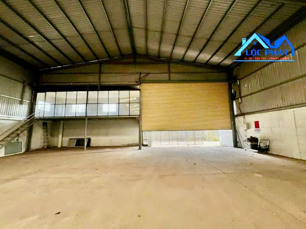 Cho thuê kho xưởng 1200m2 giá 45 triệu. Phước Tân-Biên Hòa-Đồng Nai
