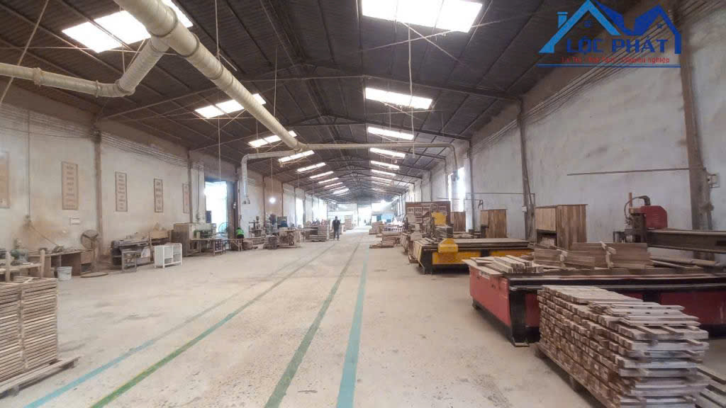 Bán nhà xưởng 12.500m2 giá giảm còn 44 tỷ. Xuân Lộc-Đồng Nai