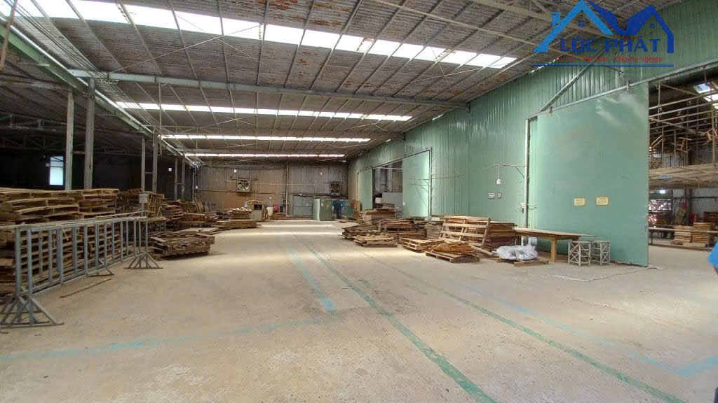 Bán nhà xưởng 12.500m2 giá giảm còn 44 tỷ. Xuân Lộc-Đồng Nai