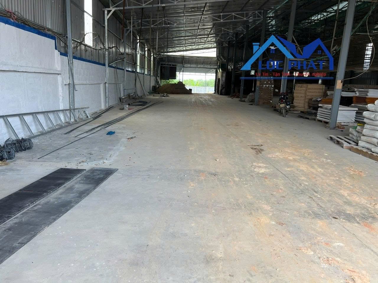 Cho thuê kho xưởng 2300m2 Vĩnh Cửu Đồng Nai chỉ 40tr/tháng