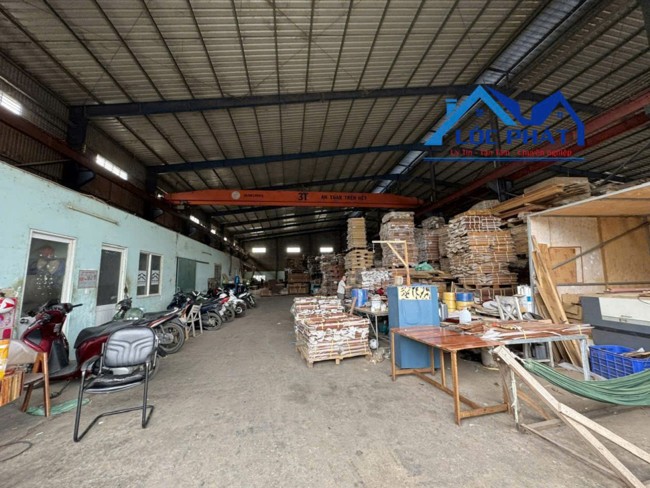Bán nhà xưởng 13.000m2 giá rẻ chỉ 47 tỷ. Vĩnh Cửu-Đồng Nai
