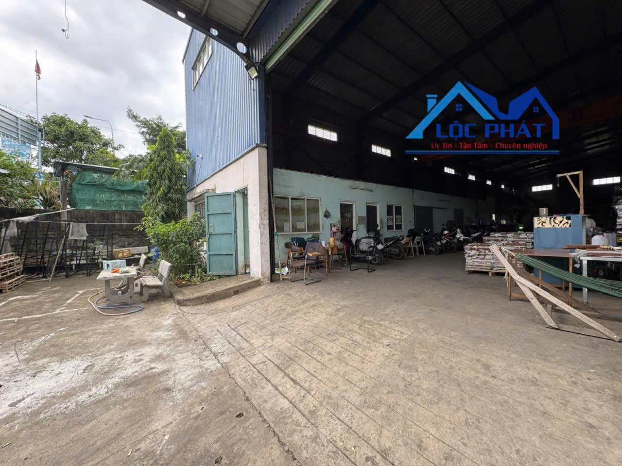 Bán nhà xưởng 13.000m2 giá rẻ chỉ 47 tỷ. Vĩnh Cửu-Đồng Nai