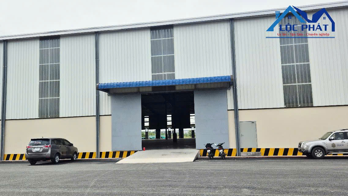 Cho thuê kho trong KCN Biên Hòa dt 23000m2 giá chỉ 95 nghìn/m2