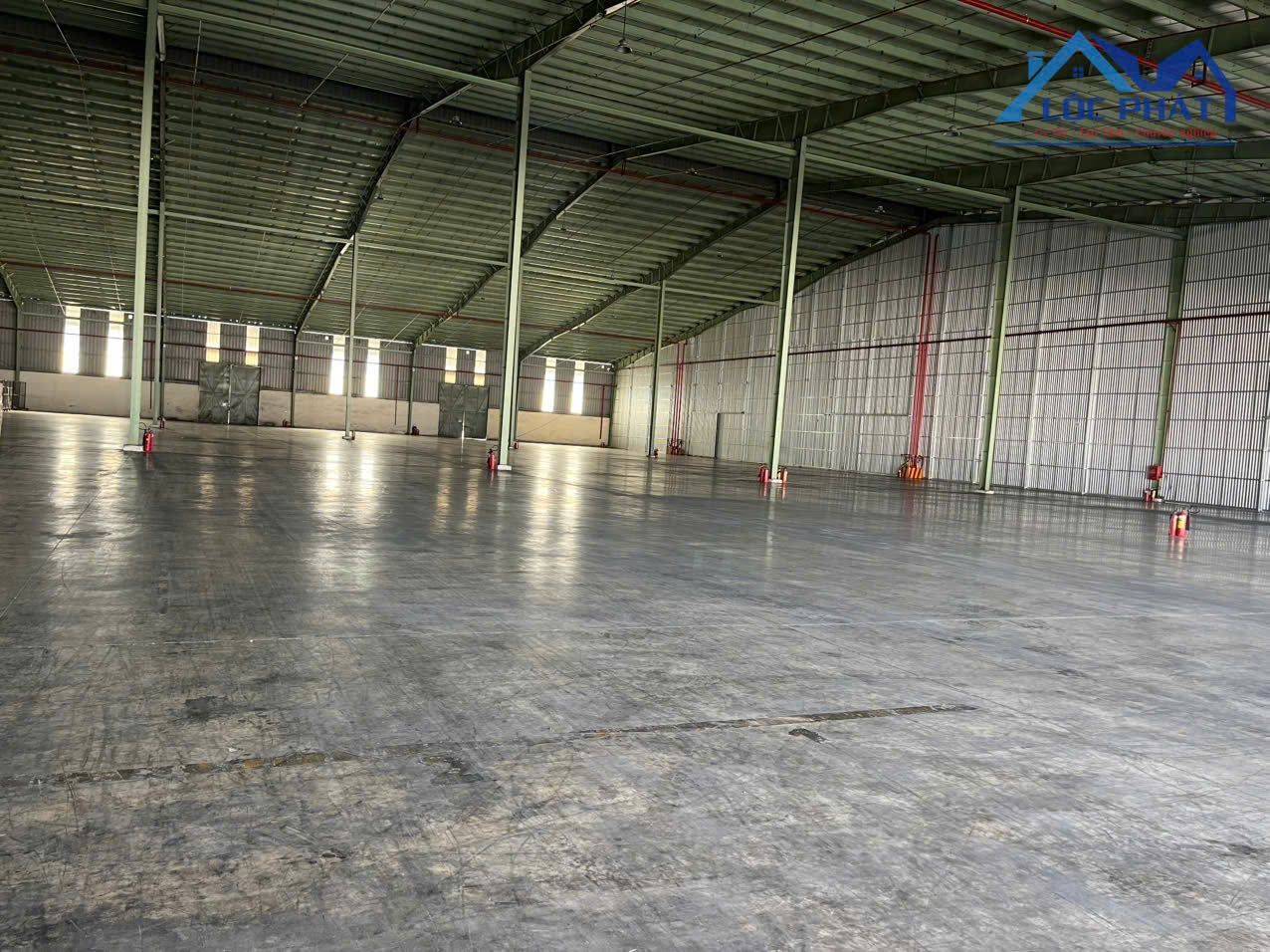 Cho thuê kho xưởng 2700m2 giá 75k/m2/tháng. KCN Biên Hòa-Đồng Nai