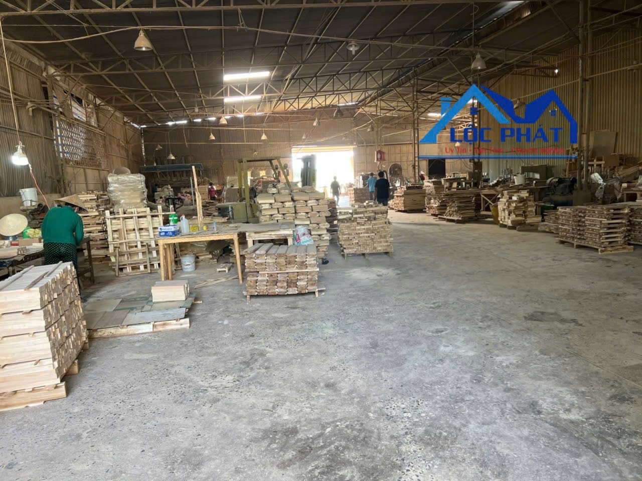 Bán nhà xưởng 10.000m2 giá rẻ chỉ 45 tỷ. Hố Nai Trảng Bom-Đồng Nai