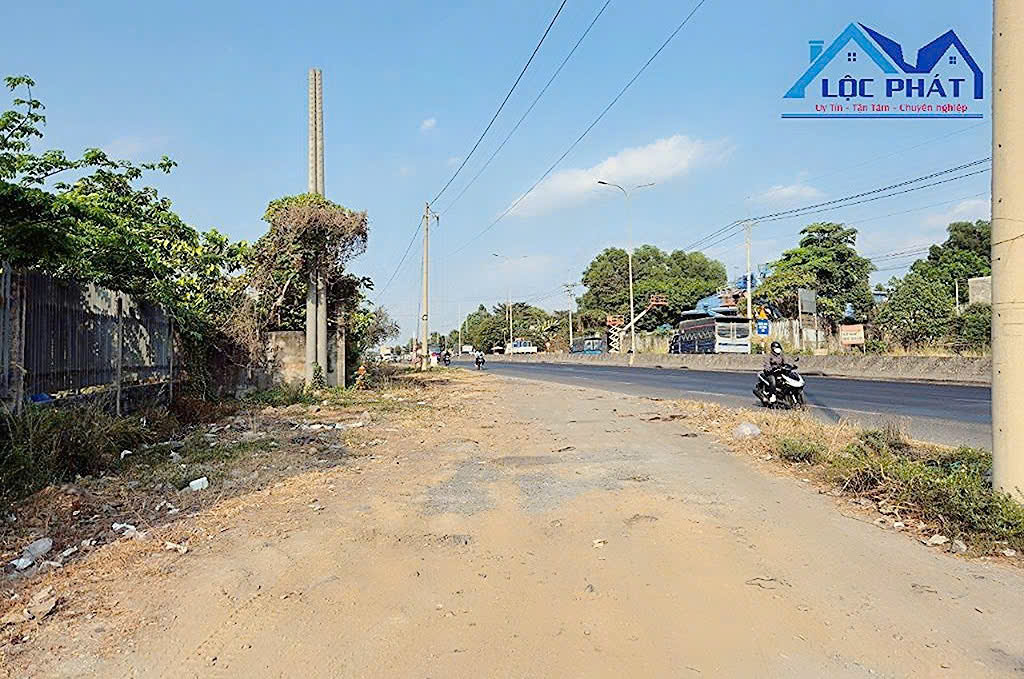 Bán đất mặt tiền đường Võ Nguyên Giáp 8000m² giá chỉ 9tr/m²