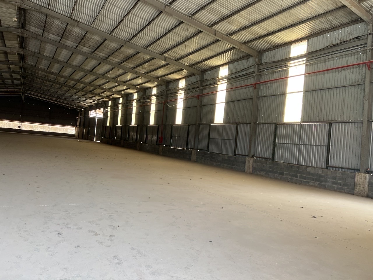 Bán nhà xưởng 3.500m2 giá chỉ 30 tỷ. Hố Nai 3-Trảng Bom-Đồng Nai