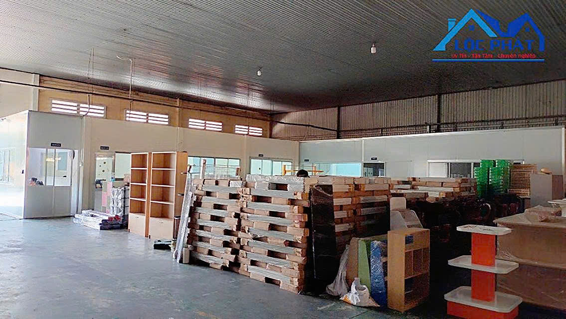 Cho thuê nhà xưởng 1296m2 KCN Biên Hòa Đồng Nai chỉ 94k/m2