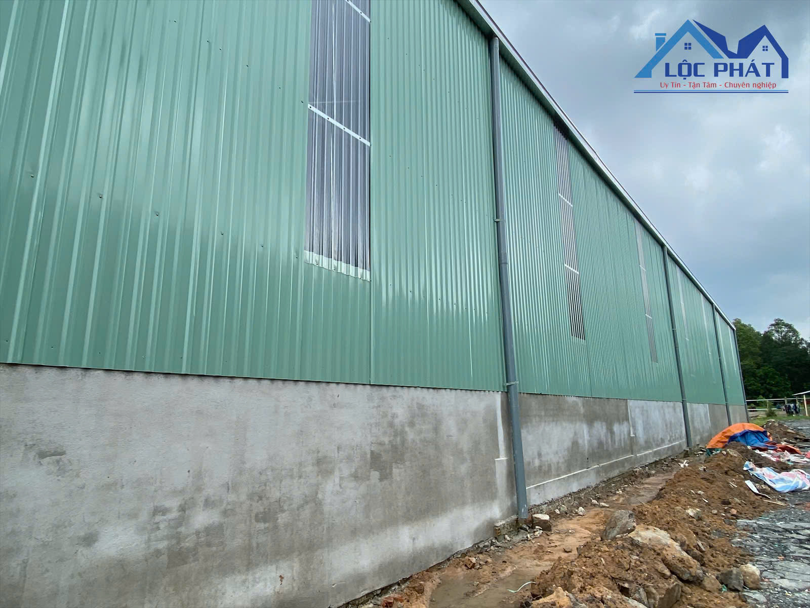 Cho thuê nhà xưởng mới 1200m2 giá 50 triệu Trảng Bom Đồng Nai