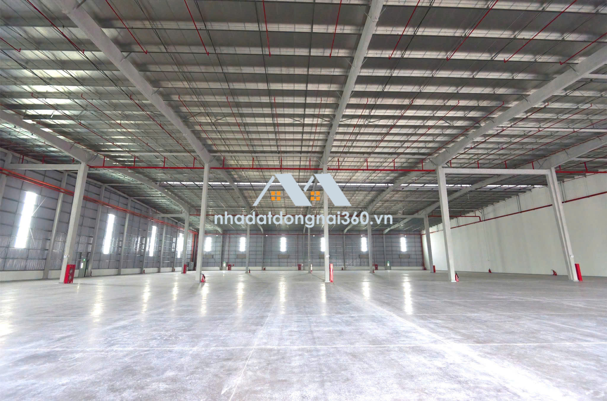 Cho thuê Kho 5000m2 KCN Nhơn Trạch Đồng Nai có Dock công.