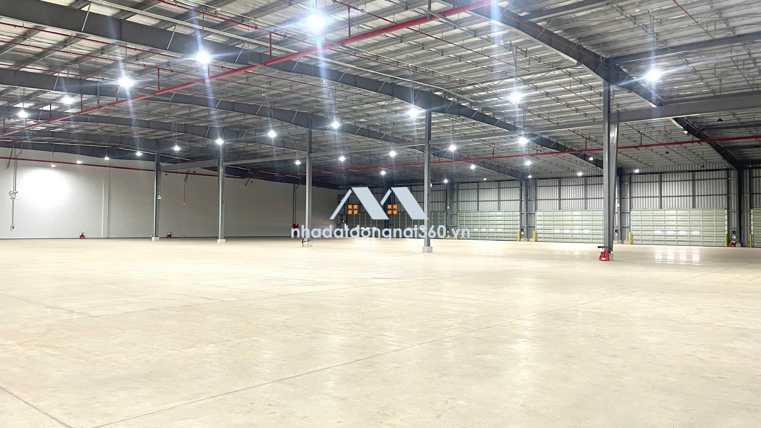 Cho thuê Kho 5000m2 KCN Nhơn Trạch Đồng Nai có Dock công.