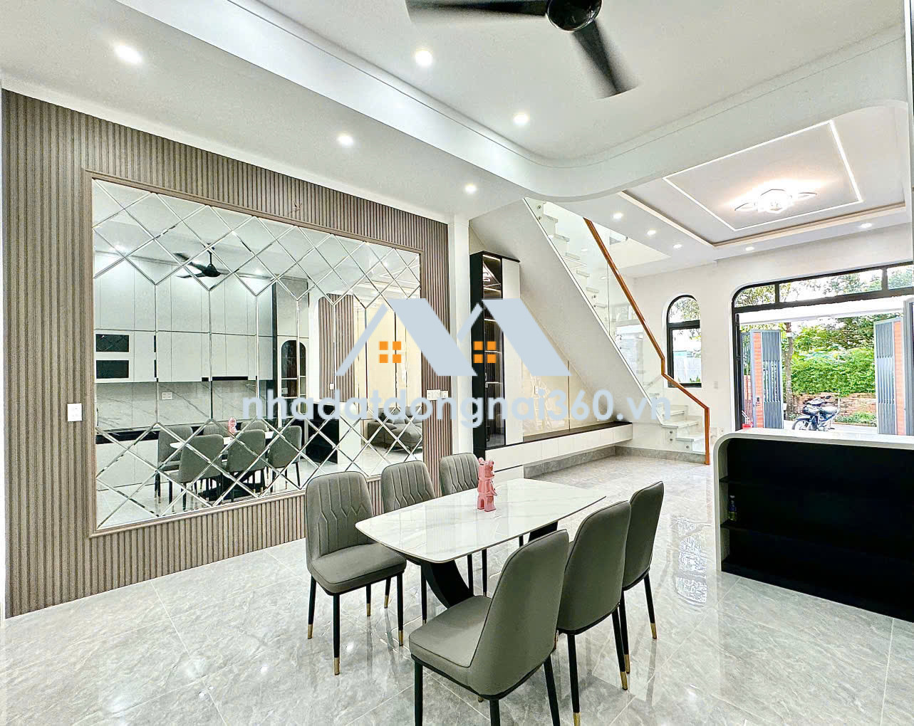 BÁN NHÀ LẦU 110M2, SỔ HỒNG RIÊNG, THỔ CƯ 100%, TRẢNG DÀI, BIÊN HÒA. GIÁ 3TỶ350