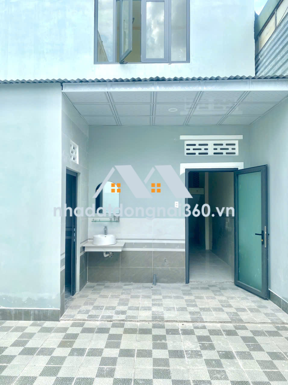 NHÀ LẦU 105M2 THỔ CƯ 3 PHÒNG NGỦ, SÂN, ĐƯỜNG XE HƠI, TÂN PHONG, BIÊN HÒA. GIÁ 3TỶ