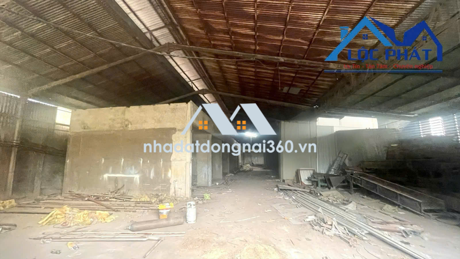 Cho thuê nhà xưởng giá rẻ 1400m2 chỉ 40 triệu/tháng. Biên Hoà-Đồng Nai