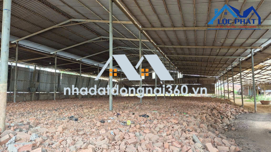 Bán đất tặng nhà Xưởng tại Phường Long Hưng dt 4500m2 giá 63 tỷ