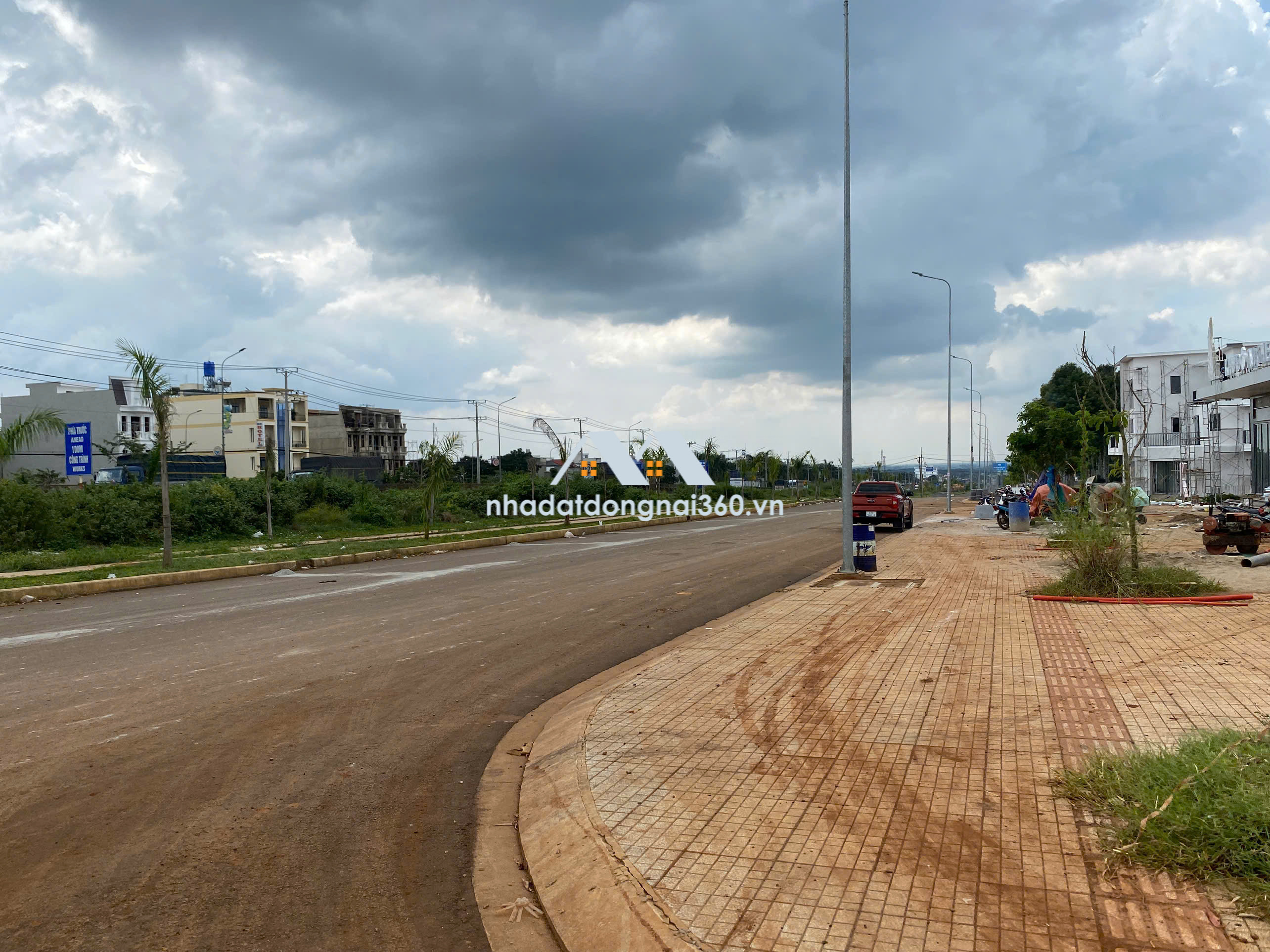 Bán nhanh đất Dầu Giây sổ đỏ, vị trí đẹp, giao thông thuận tiện mọi hướng