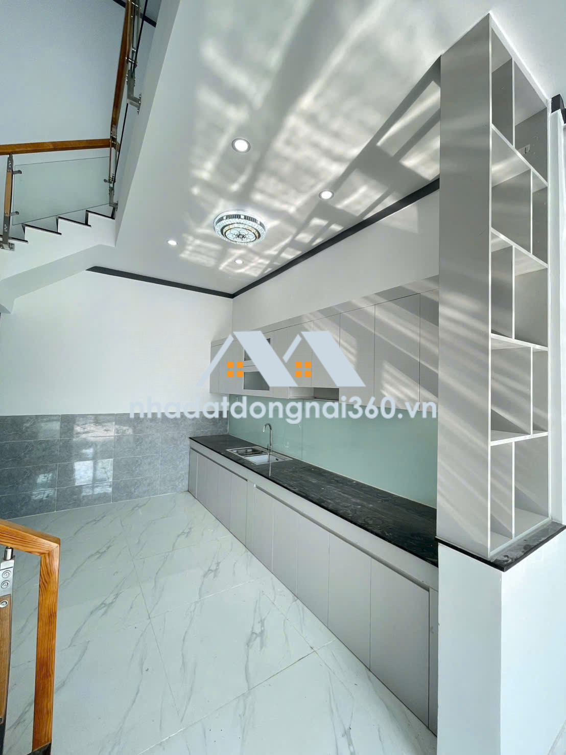 🏠 BÁN NHÀ 1 TRỆT 1 LẦU GẦN VÒNG XOAY CỔNG 11 – ĐÃ HOÀN CÔNG!