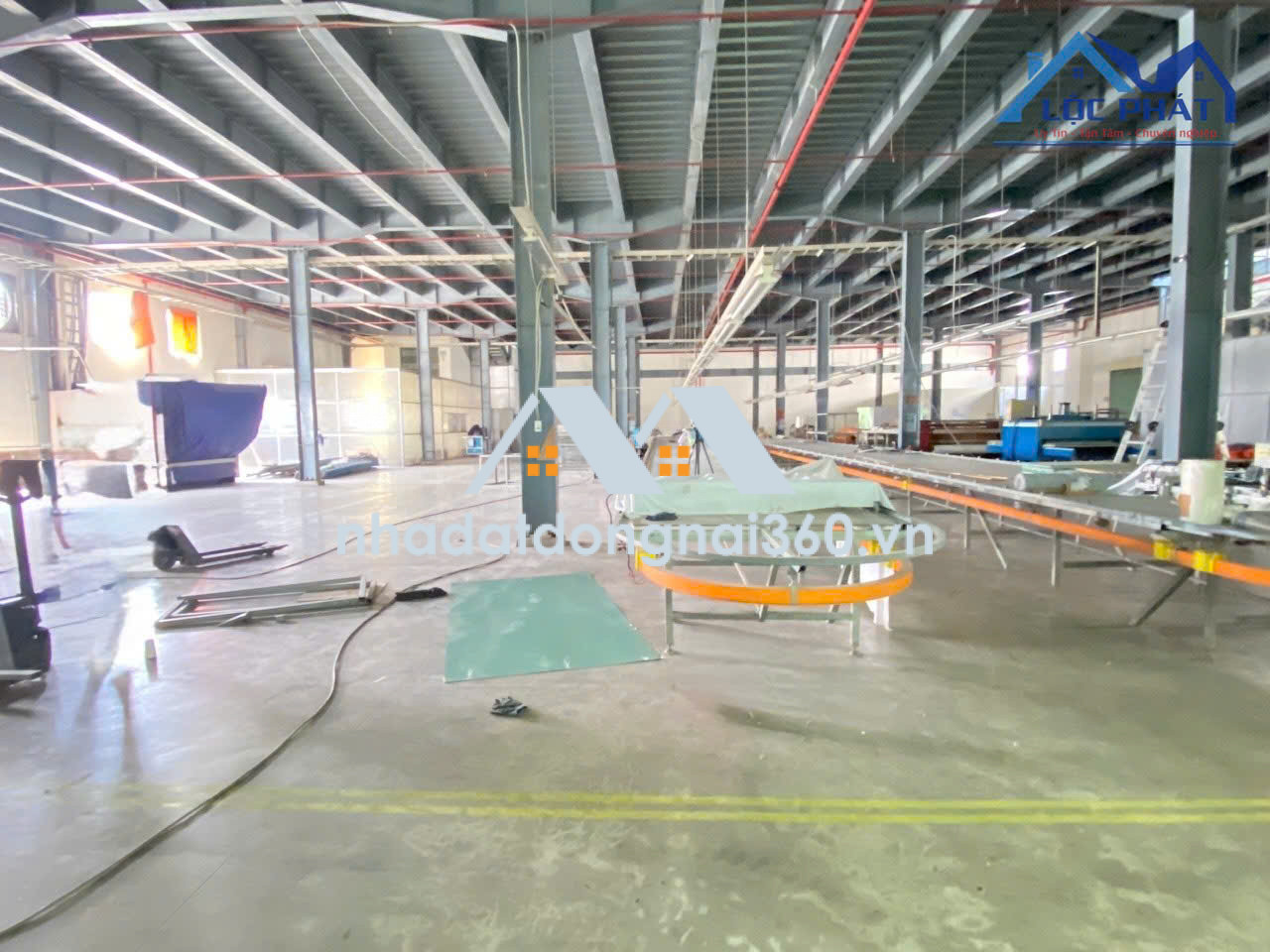 Cho thuê nhà xưởng 2100m2 giá chỉ 230 triệu. KCN Biên Hoà-Đồng Nai