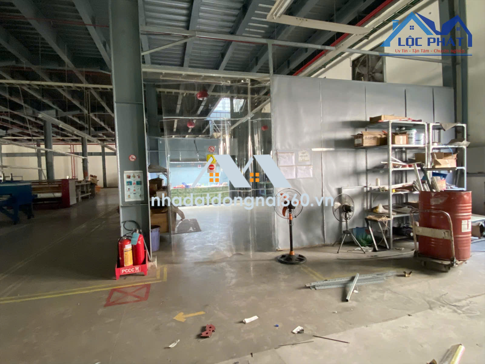 Cho thuê nhà xưởng 2100m2 giá chỉ 230 triệu. KCN Biên Hoà-Đồng Nai