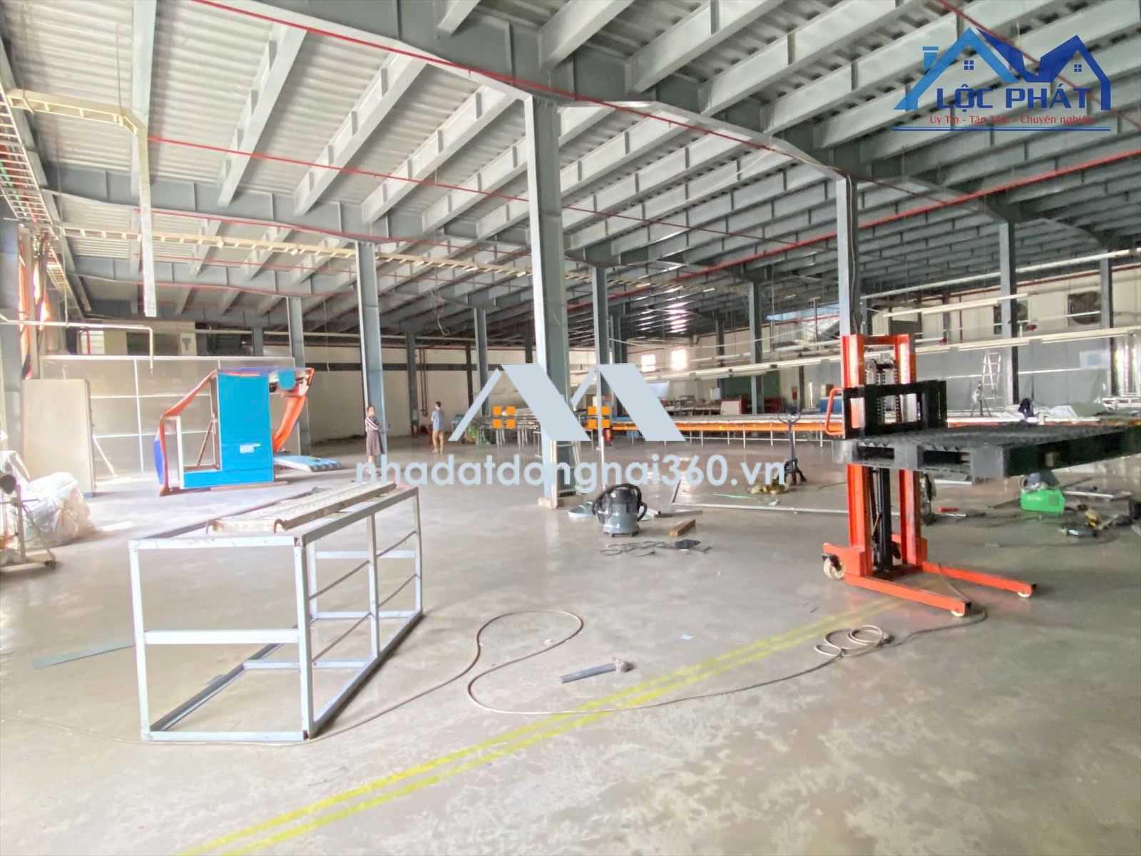 Cho thuê nhà xưởng 2104m2 giá rẻ chỉ 230 triệu. KCN Biên Hoà-Đồng Nai