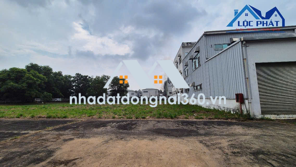 Chuyển nhượng nhà máy  KCN Long Thành Đồng Nai dt 16000m2 giá 121 tỷ