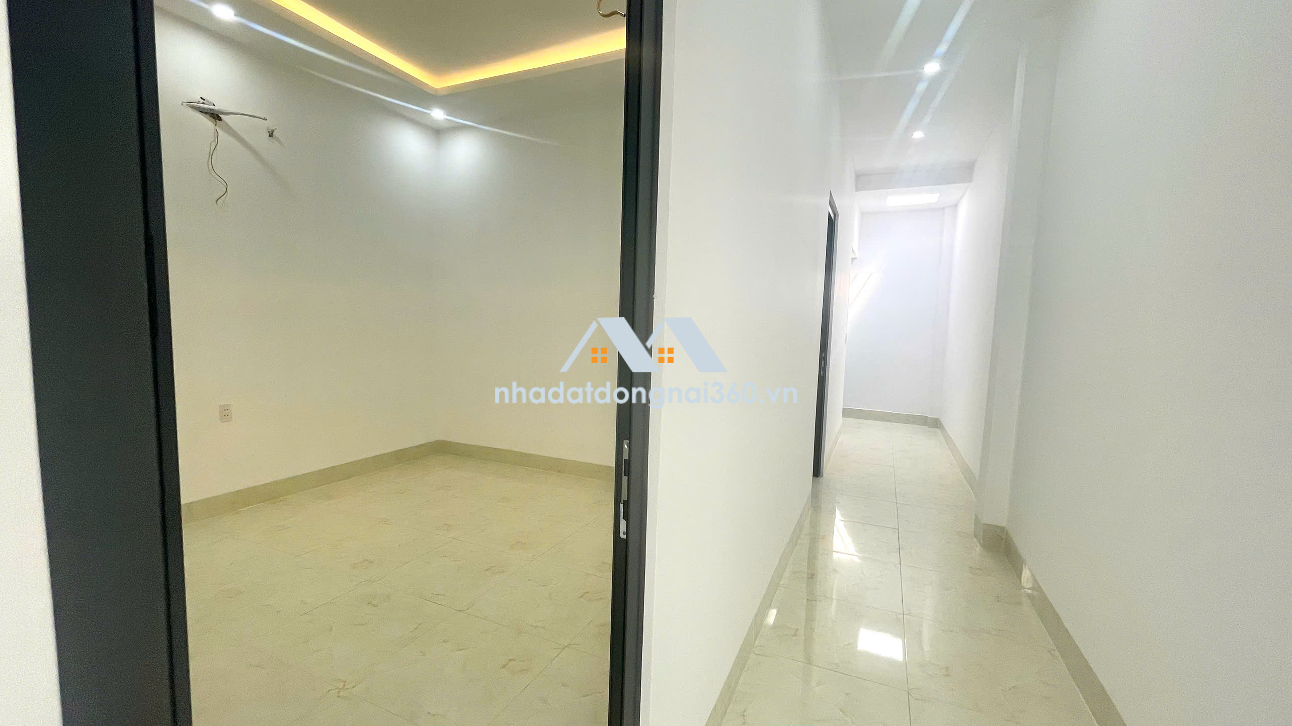 Bán nhà 1 Trệt 1 Lầu 100m2 đất gần cty Changshin Thạnh Phú, Vĩnh cửu, Đồng Nai 1,98 tỷ