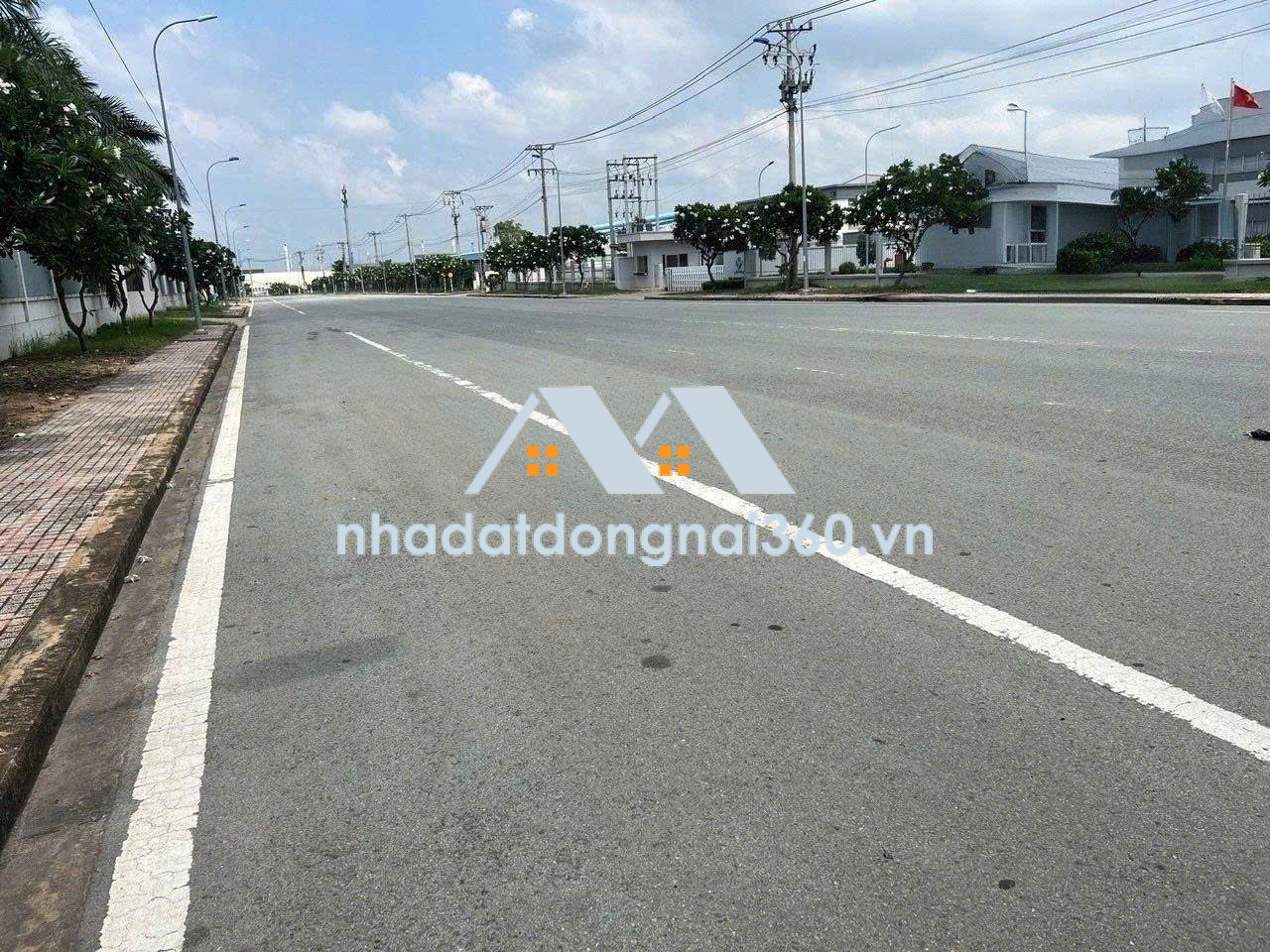 Cho thuê xưởng 19.000m2 giá chỉ 1,17 tỷ/th (4,3usd/m2) KCN Nhơn Trạch-Đồng Nai