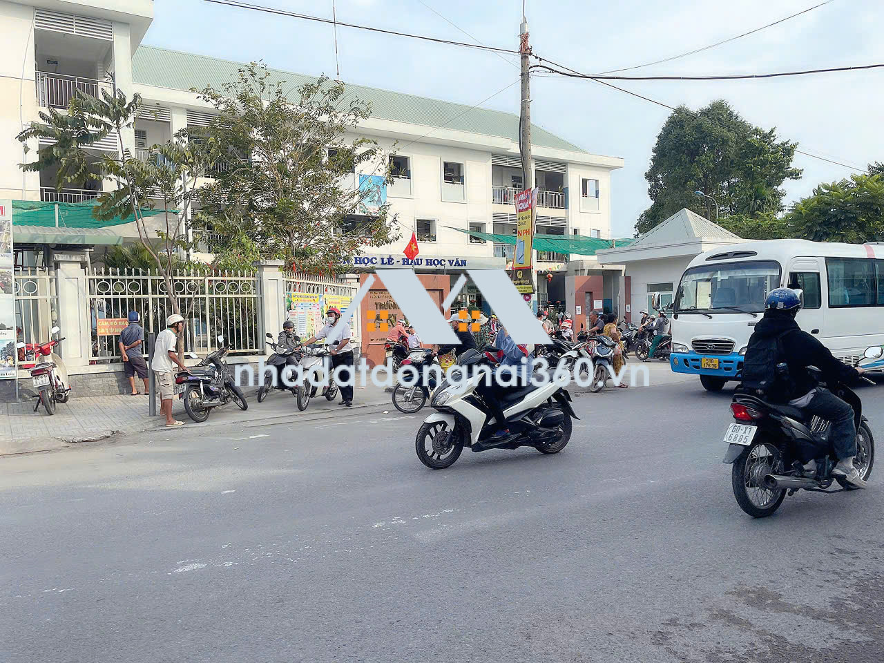 Bán nhà riêng tại Phường Long Hưng, Đồng Nai giá 4 tỷ  500 triệu