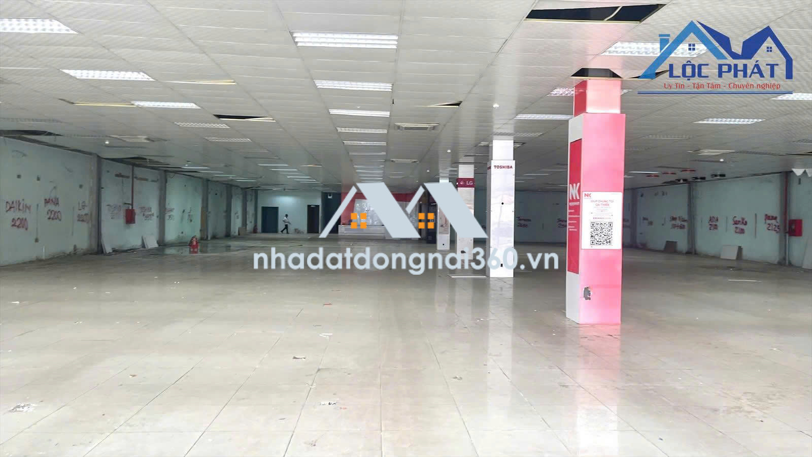 Cho thuê Mặt bằng kinh doanh 2.300m2 giá rẻ chỉ 100 triệu. Hố Nai-Trảng Bom-Đồng Nai