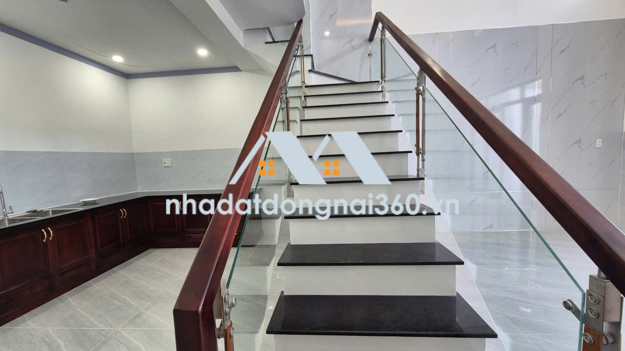 Bán nhà Phường Phước Tân diện tích 85m2 giá chỉ 2,25 tỷ