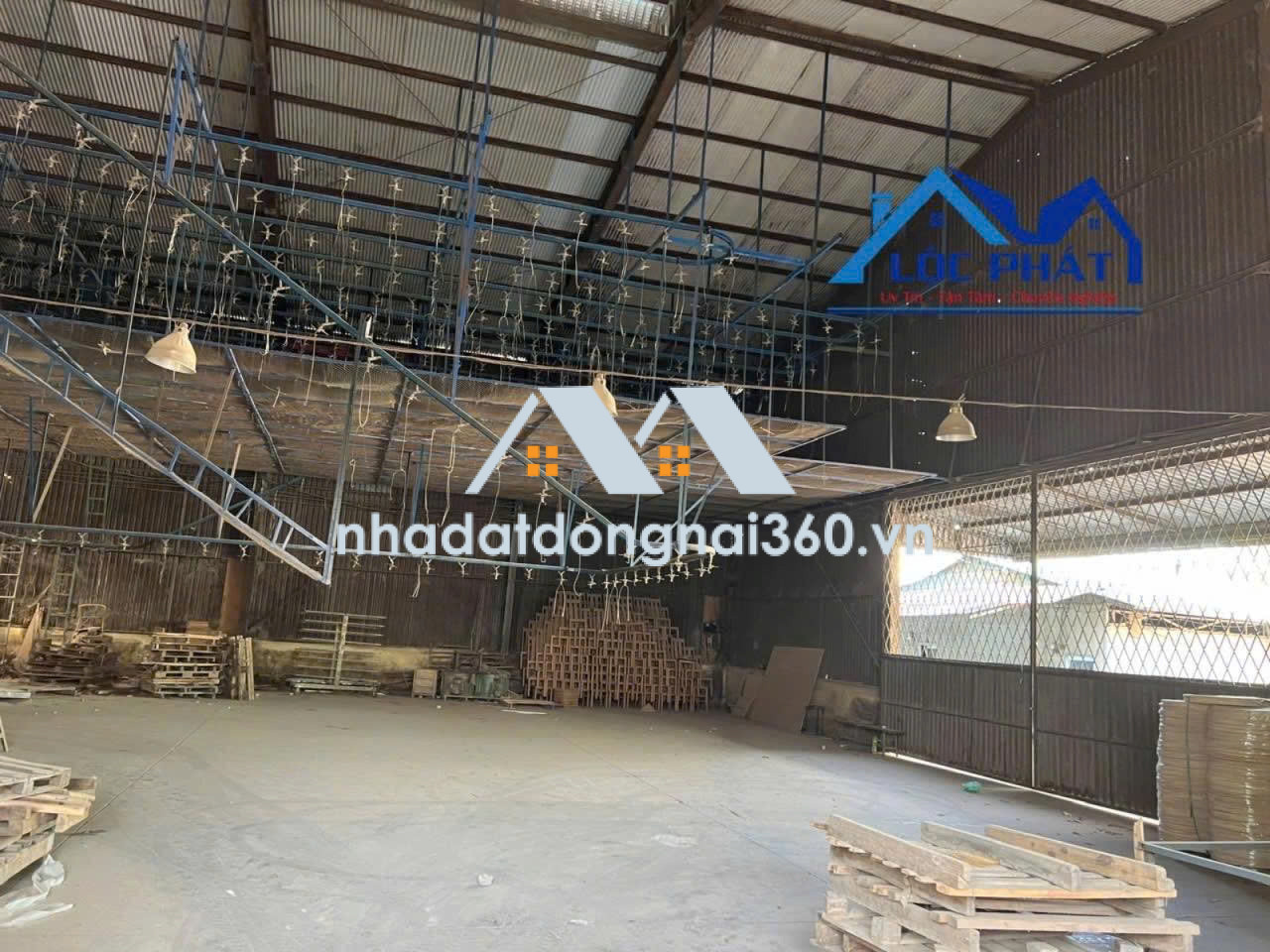 Bán nhà xưởng 10.000m2 giá rẻ chỉ 30 tỷ. Hố Nai-Trảng Bom-Đồng Nai