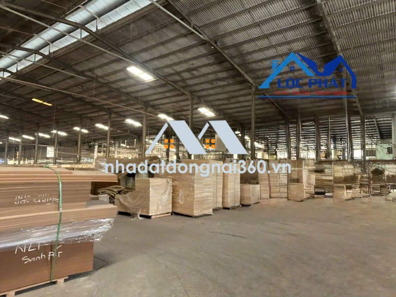 Bán nhà xưởng 10.000m2 giá rẻ chỉ 30 tỷ. Hố Nai-Trảng Bom-Đồng Nai