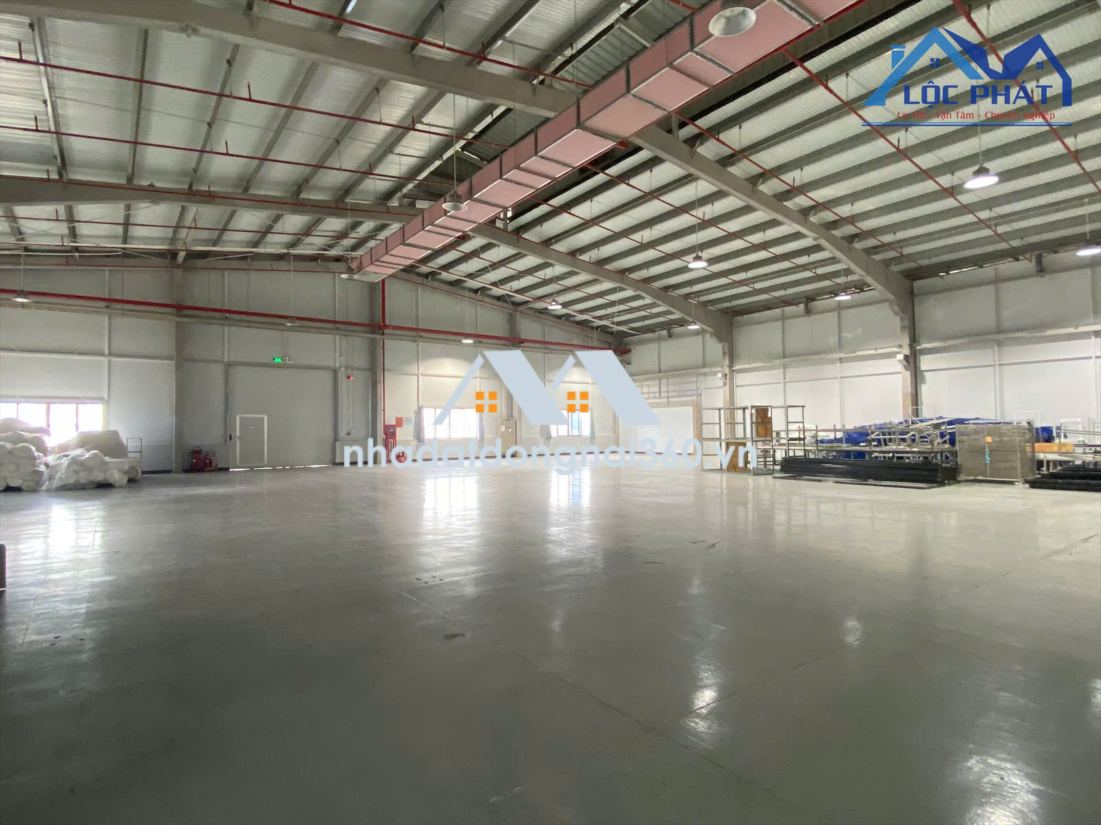 Cho Thuê Nhà Xưởng 1350m2 KCN Trảng Bom , Đồng Nai