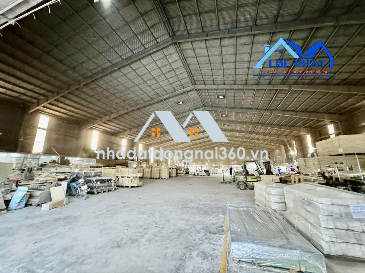 Bán xưởng mặt tiền 3.200m2 giá chỉ 25,2 tỷ. Thiện Tân-Vĩnh Cửu-Đồng Nai
