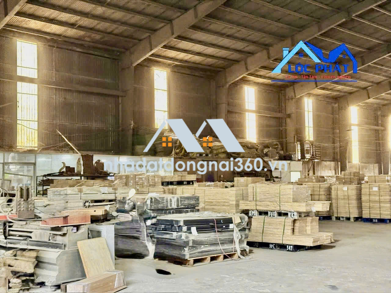 Bán xưởng mặt tiền 3.200m2 giá chỉ 25,2 tỷ. Thiện Tân-Vĩnh Cửu-Đồng Nai