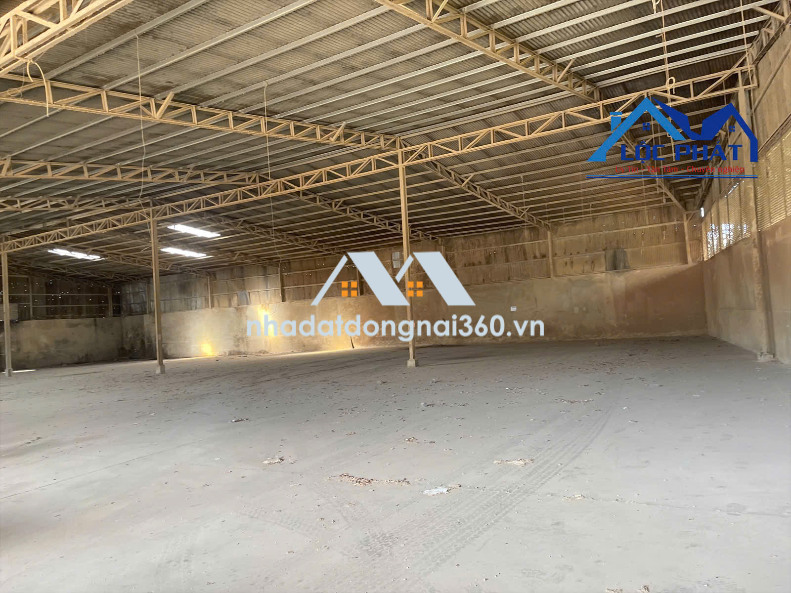 Cho thuê xưởng 1700m2 p Tân Hoà, Tp Biên Hoà Đồng Nai giá chỉ 60tr