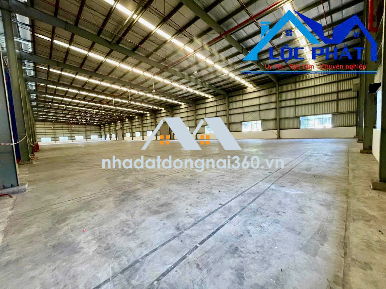 Cho thuê nhà xưởng 2.400m2 giá chỉ 280 triệu. KCN Nhơn Trạch-Đồng Nai