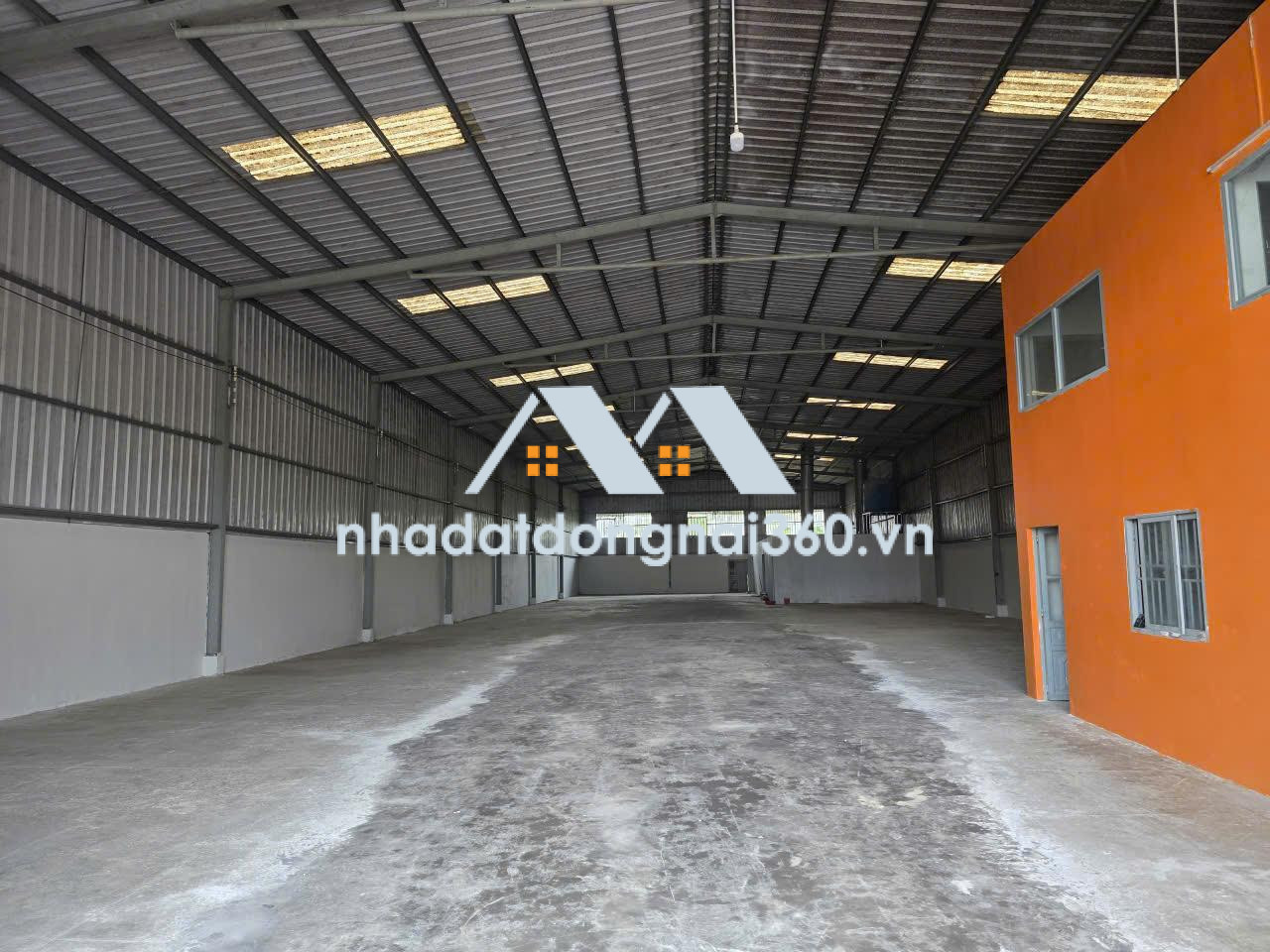 Chính chủ bán/cho thuê kho xưởng đẹp tại long thành,1000m2 xây trên đất thổ cư,