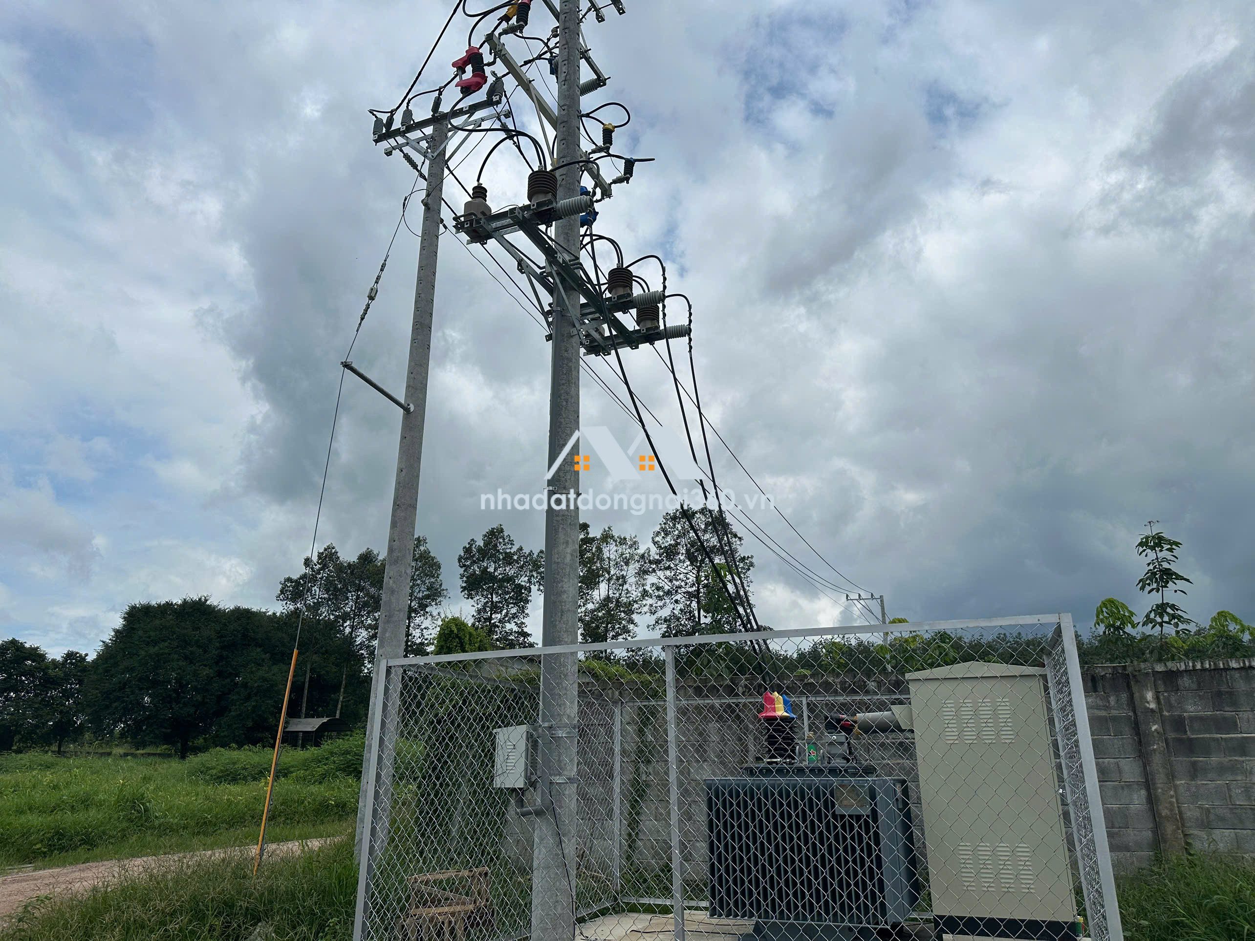 BÁN GẤP XƯỞNG 5.400M2 CỰC ĐẸP PHÚ GIÁO, TPHCM. GIÁ CHỈ 65 TỶ