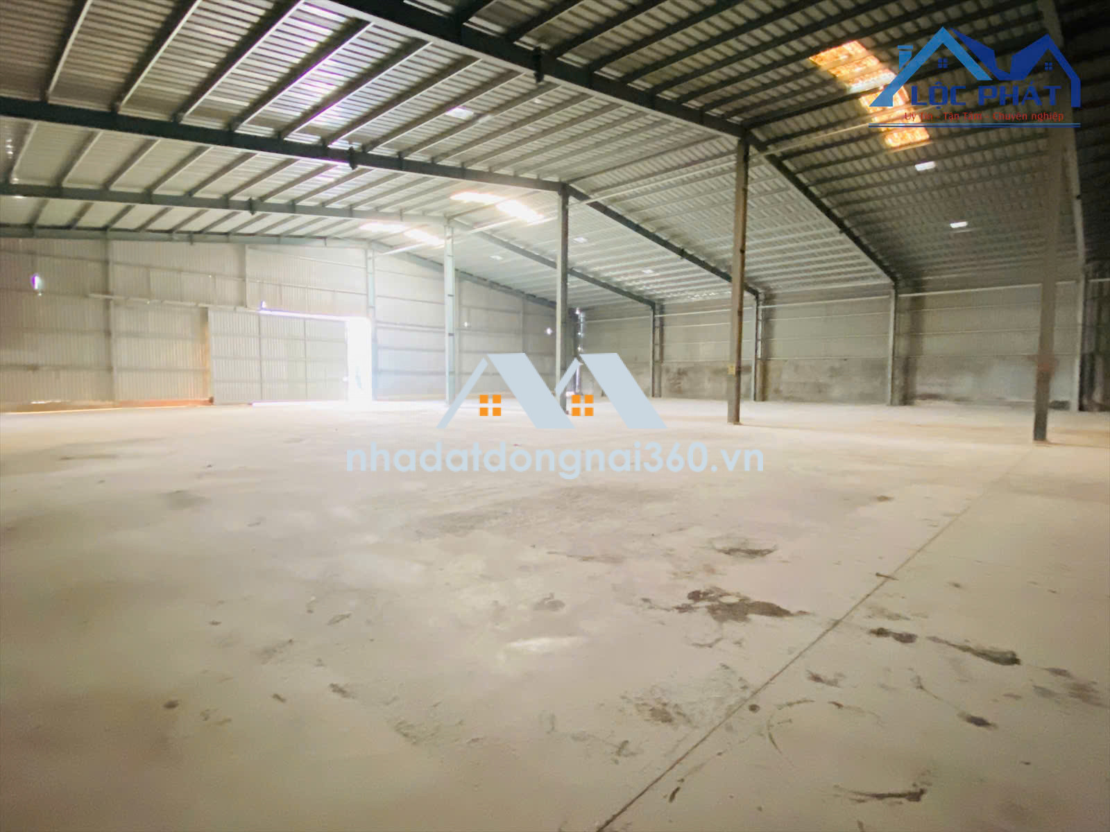 Cho thuê nhà xưởng DT: 5.000m2 giá rẻ chỉ 60 triệu. Trảng Dài-Đồng Nai