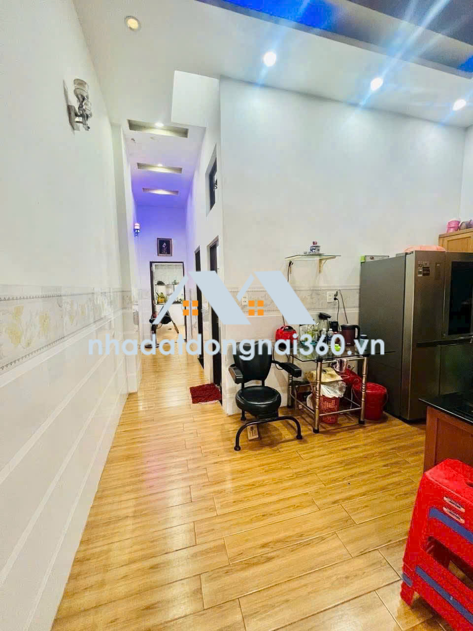 Bán gấp nhà riêng, tại Tân Phong, 3PN, 2WC, 100m2, giá 3,85 tỷ