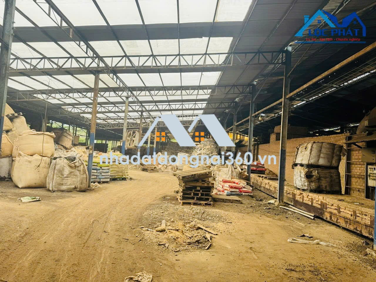 Bán nhà xưởng 20.000m2 Full SKC giá rẻ chỉ 55 tỷ. Trảng Bom-Đồng Nai